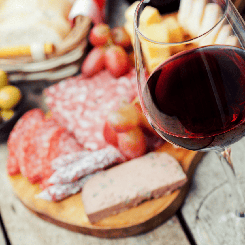 Beaujolais i jedzenie – do czego pasują wina z Beaujolais?